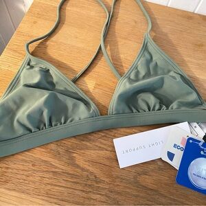 RIP Curl surf bikini top - NEW tag on